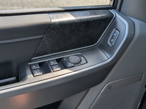 New 2025 Ford F150 Lightning Flash image 17