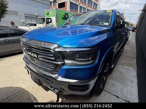 Used 2021 RAM 1500 Laramie AWD/4WD image 1