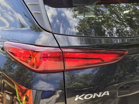 Used 2023 Hyundai Kona SEL image 8