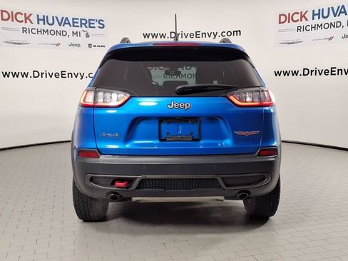 Used 2020 Jeep Cherokee Trailhawk w/ Cold Weather Group AWD/4WD image 5