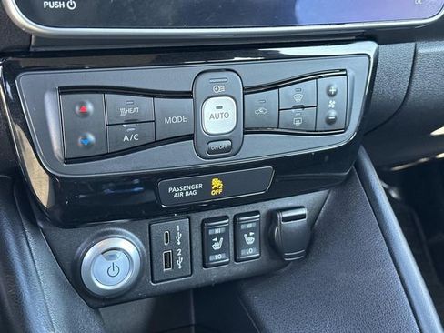Used 2023 Nissan Leaf SV Plus image 18