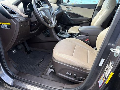 Used 2017 Hyundai Santa Fe Sport image 9