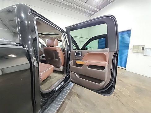 Used 2017 Chevrolet Silverado 1500 LT w/ All Star Edition AWD/4WD image 23