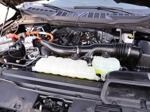 Used 2025 Ford F150 XLT w/ Equipment Group 302A MID AWD/4WD image 27