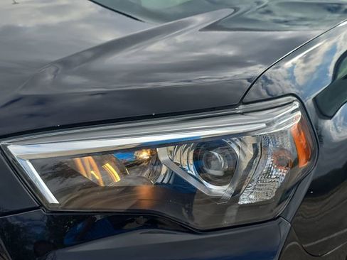 Used 2021 Toyota 4Runner Limited image 31