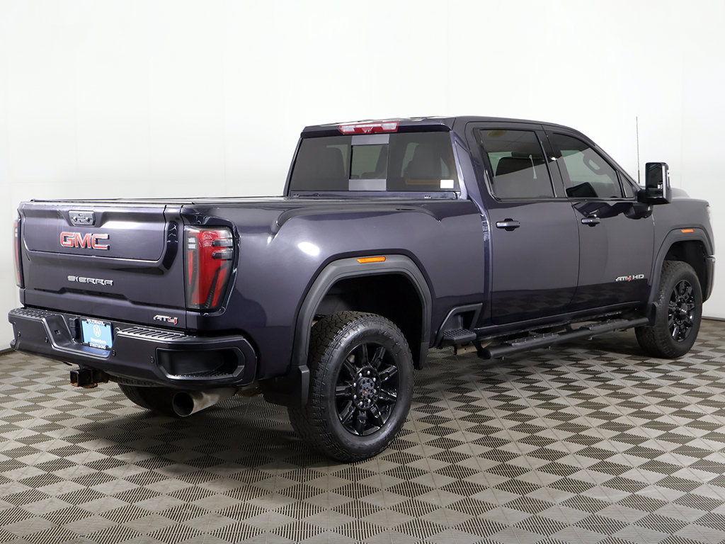 Used 2024 GMC Sierra 2500 AT4 w/ Technology Package AWD/4WD image 15
