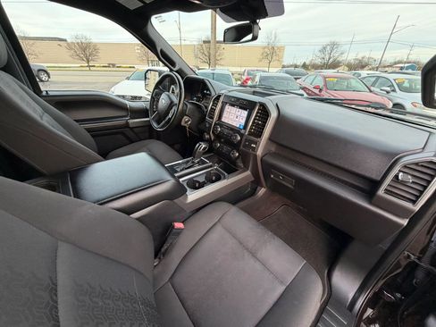 Used 2019 Ford F150 XLT w/ Equipment Group 302A Luxury AWD/4WD image 33