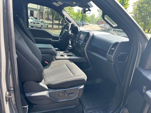 Used 2020 Ford F150 XLT w/ Equipment Group 302A Luxury AWD/4WD image 32