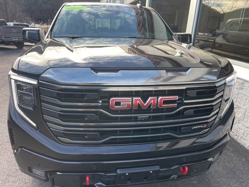 Used 2023 GMC Sierra 1500 AT4 w/ AT4 Premium Package image 3