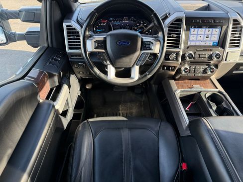 Used 2017 Ford F350 Platinum w/ Platinum Ultimate Package image 20