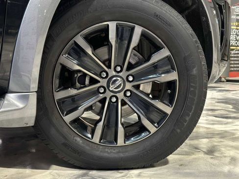 Used 2018 Nissan Armada Platinum w/ Captain Seat Package image 6