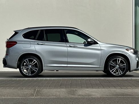 Used 2019 BMW X1 sDrive28i w/ M Sport Package FWD image 2