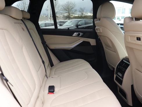 Used 2021 BMW X5 sDrive40i w/ Premium Package 2 image 22