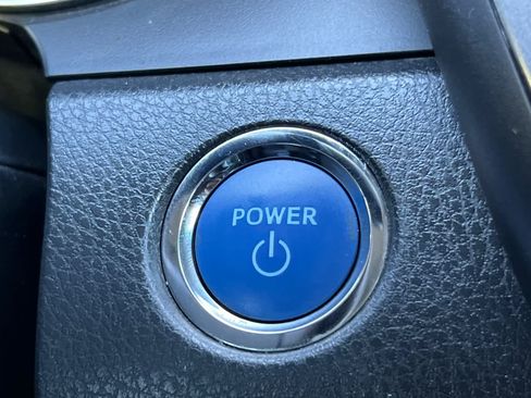 Used 2020 Toyota Camry LE FWD image 22
