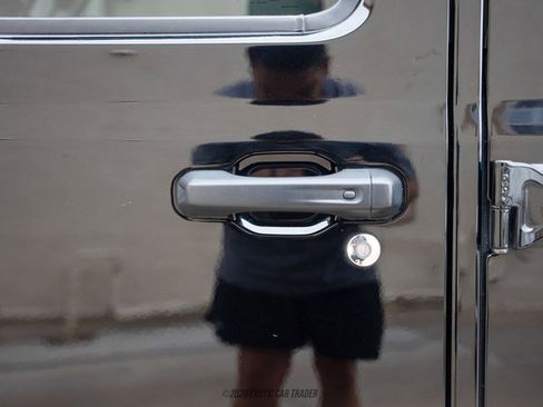 Used 2024 Jeep Wrangler Sport S image 72