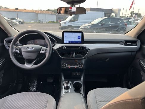 Used 2020 Ford Escape SE FWD image 22