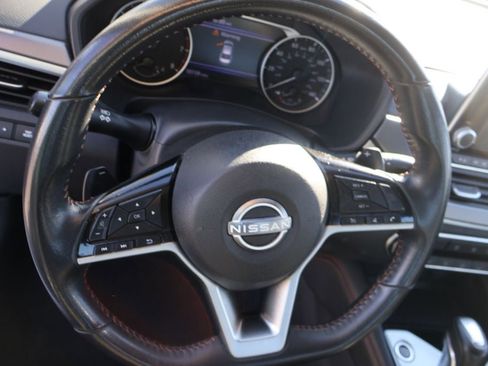 Used 2024 Nissan Altima 2.5 SR image 17