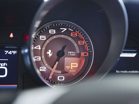 Used 2023 Ferrari F8 Tributo image 59