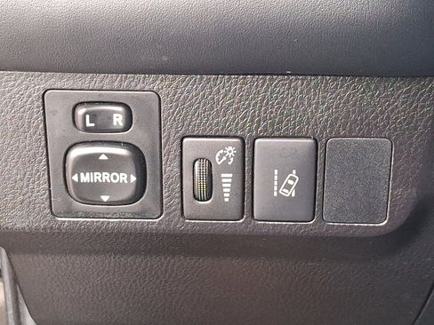 Used 2018 Toyota RAV4 XLE image 26