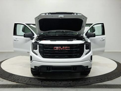 Used 2024 GMC Sierra 1500 Elevation AWD/4WD image 11