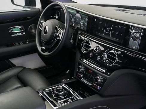 Used 2021 Rolls-Royce Ghost image 54