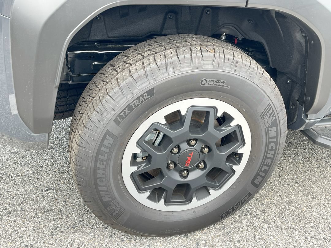 Used 2026 Toyota 4Runner TRD Off-Road Premium AWD/4WD image 16