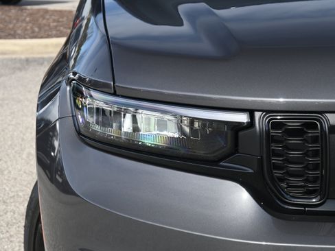 New 2025 Jeep Grand Cherokee L Limited w/ MOPAR Finishing Package AWD/4WD image 5