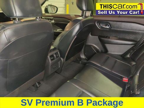 Used 2023 Nissan Rogue SV w/ SV Premium B Package FWD image 14