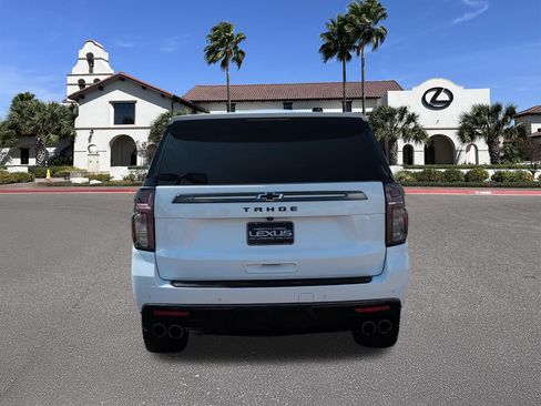 Used 2022 Chevrolet Tahoe Z71 w/ Z71 Off-Road Package AWD/4WD image 3