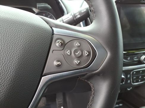 Used 2023 Chevrolet Traverse Premier image 19