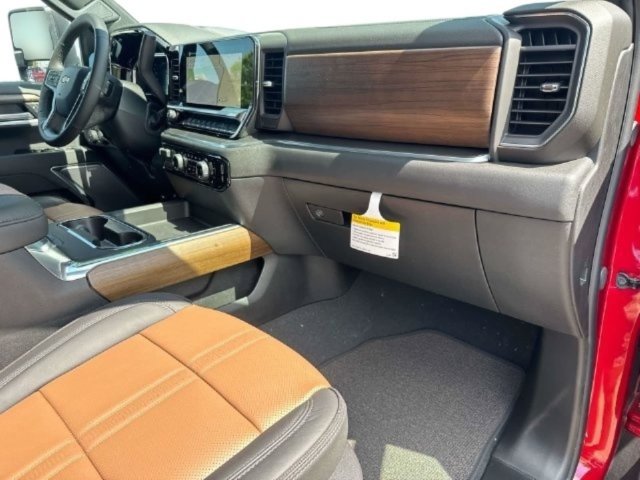 New 2026 Chevrolet Silverado 2500 High Country w/ High Country Premium Package AWD/4WD image 17