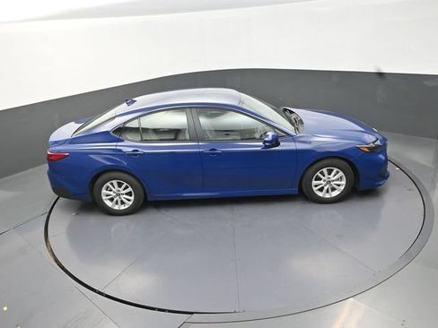 Used 2026 Toyota Camry LE w/ Convenience Package FWD image 30