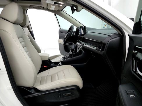 Used 2024 Honda CR-V EX-L image 17