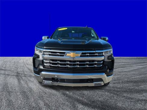Used 2023 Chevrolet Silverado 1500 LTZ image 9