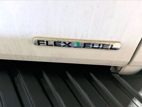 Used 2011 Ford F150 Lariat w/ Lariat Chrome Pkg image 24