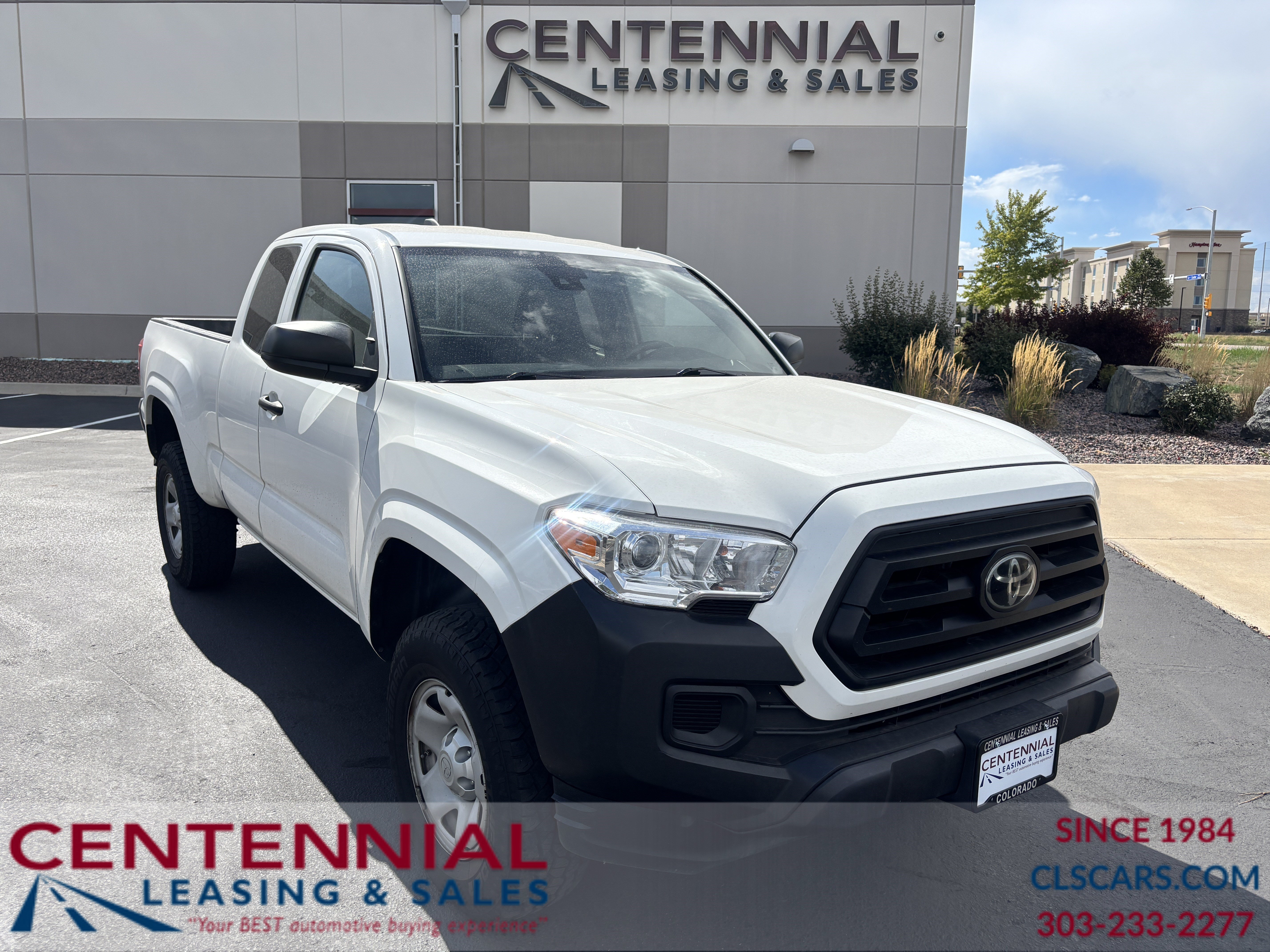 Used 2022 Toyota Tacoma SR AWD/4WD image 1