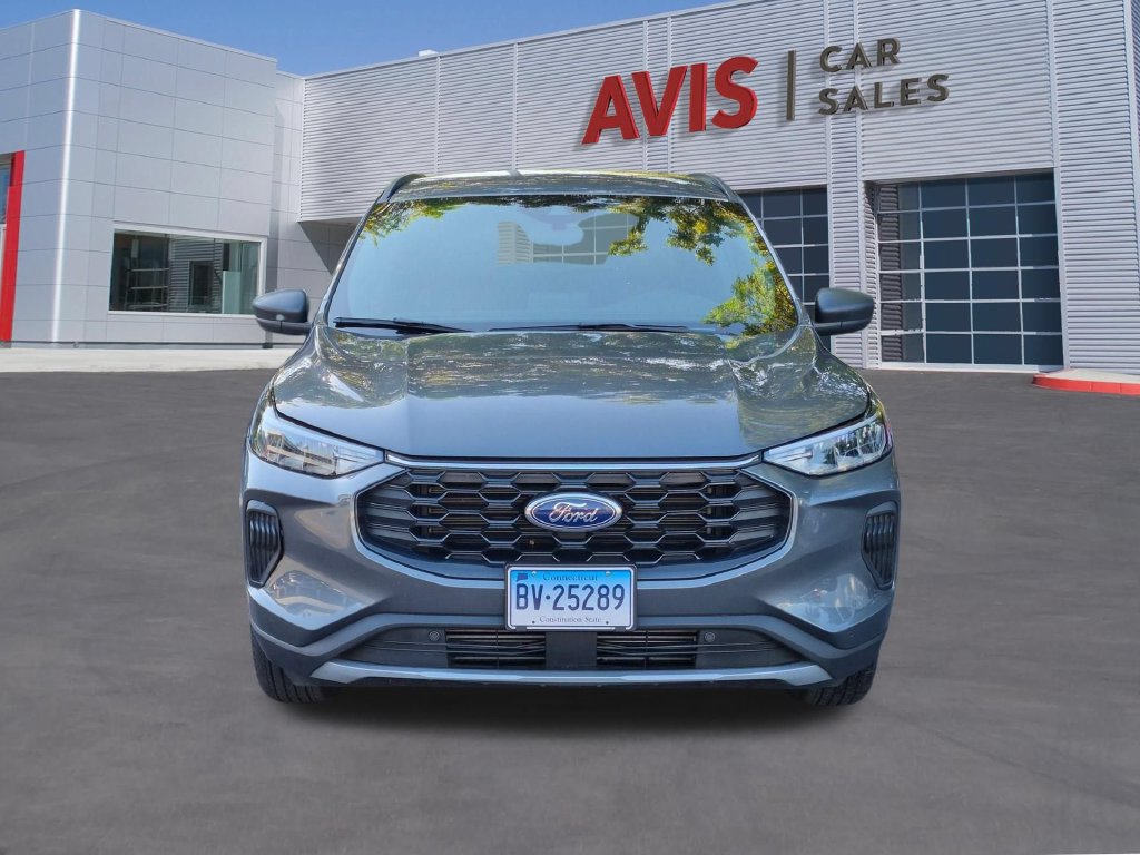 Used 2025 Ford Escape ST-Line AWD/4WD image 2