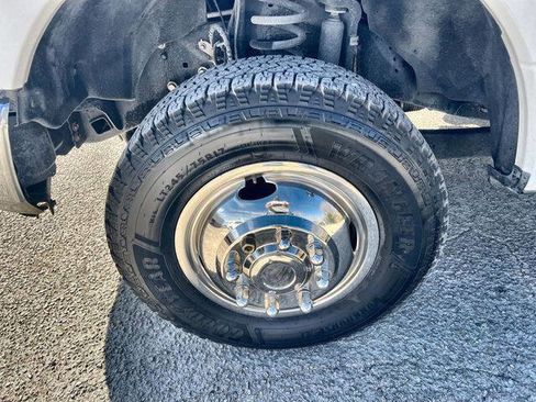 Used 2021 Ford F350 XLT w/ FX4 Off-Road Package image 31