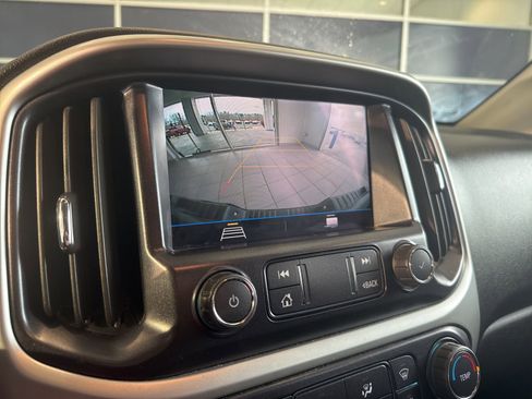 Used 2022 Chevrolet Colorado LT w/ LT Convenience Package image 29