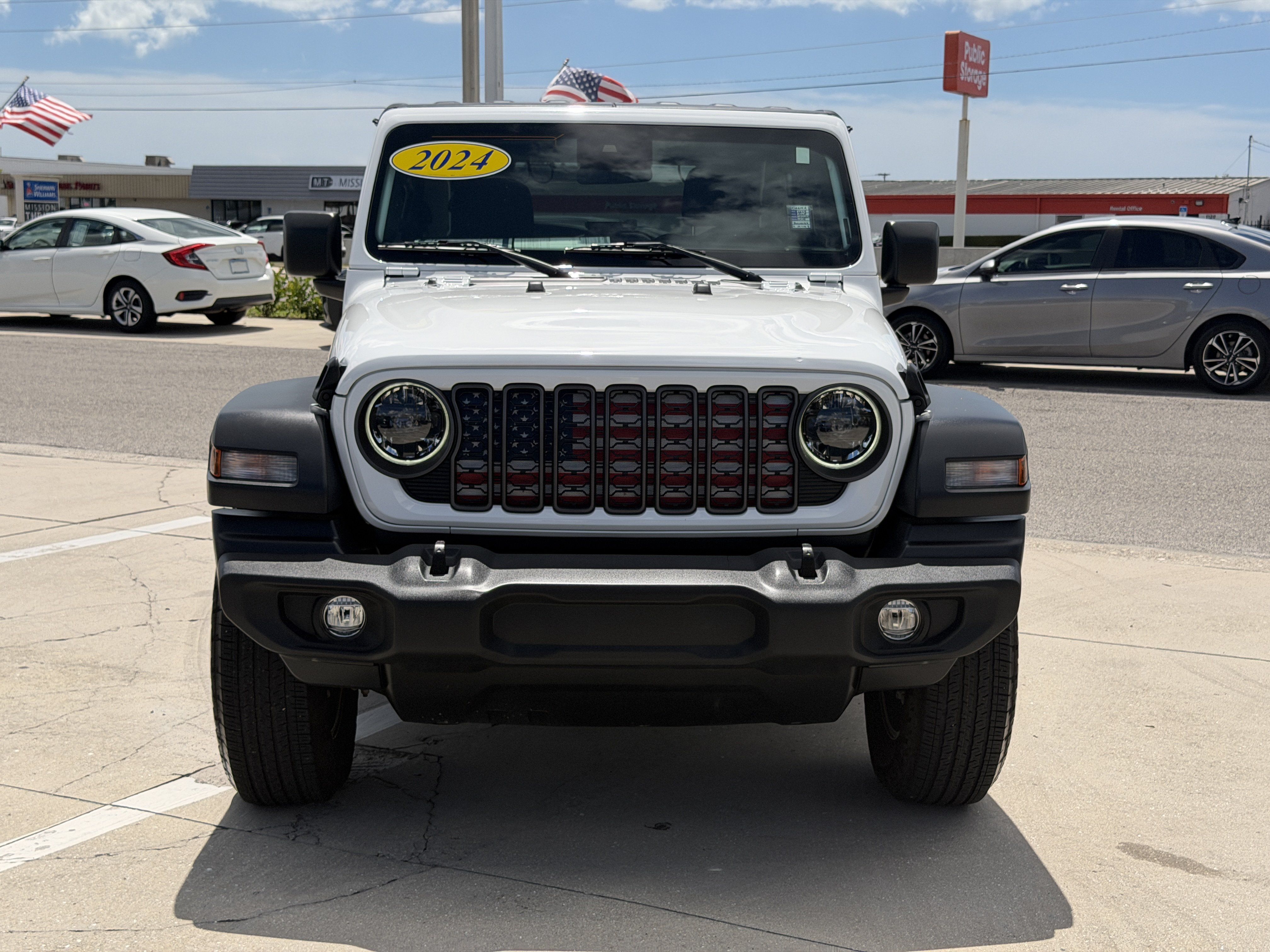 Used 2024 Jeep Wrangler Sport AWD/4WD image 9
