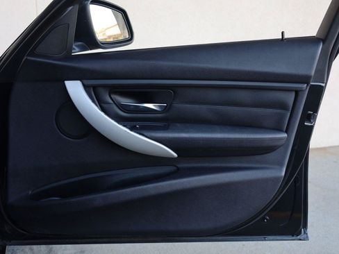 Used 2012 BMW 328i Sedan RWD image 26