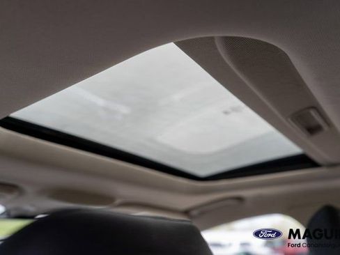 Used 2020 Ford Fusion Energi Titanium FWD image 13