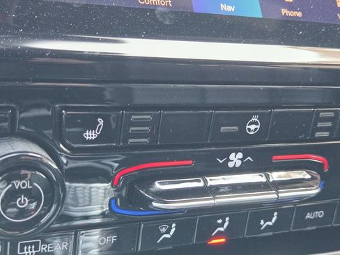 New 2025 Jeep Grand Cherokee Limited image 26