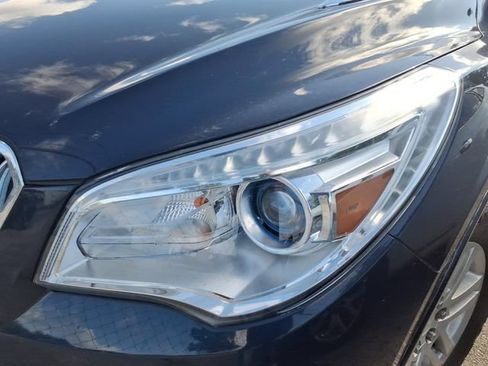 Used 2015 Buick Enclave Convenience FWD image 3