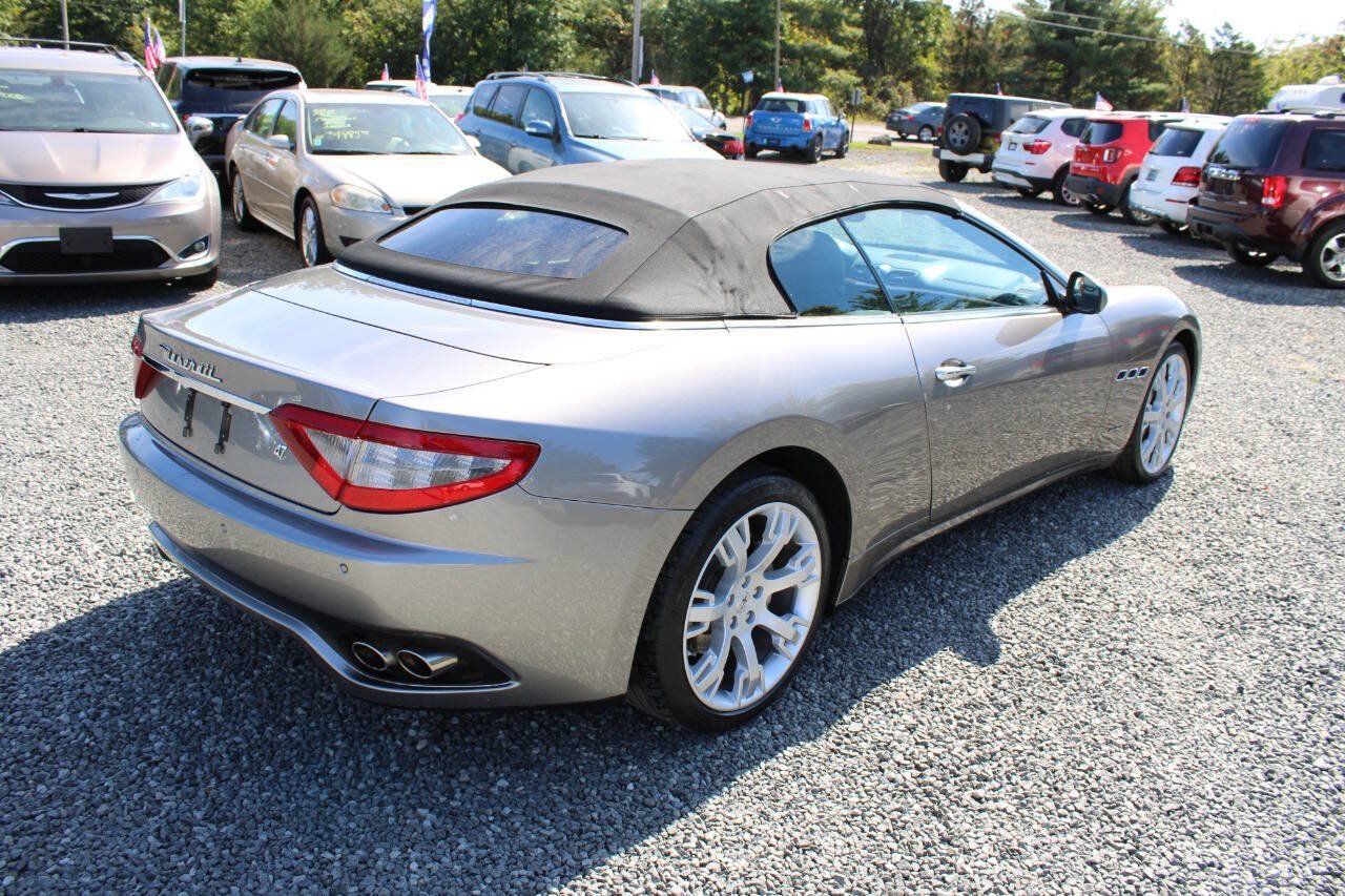 Used 2010 Maserati GranTurismo Convertible RWD image 15