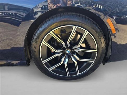 Used 2024 BMW 760i xDrive image 20