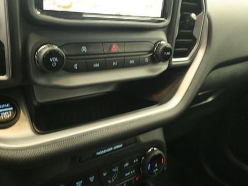 Certified 2022 Ford Bronco Sport Outer Banks w/ Tech Package AWD/4WD image 16