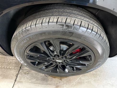 Used 2023 Cadillac XT6 Sport AWD/4WD image 35