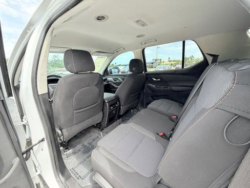 Used 2020 Chevrolet Traverse LS FWD image 9