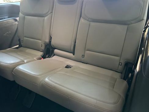 Used 2025 Ford Expedition Active AWD/4WD image 15